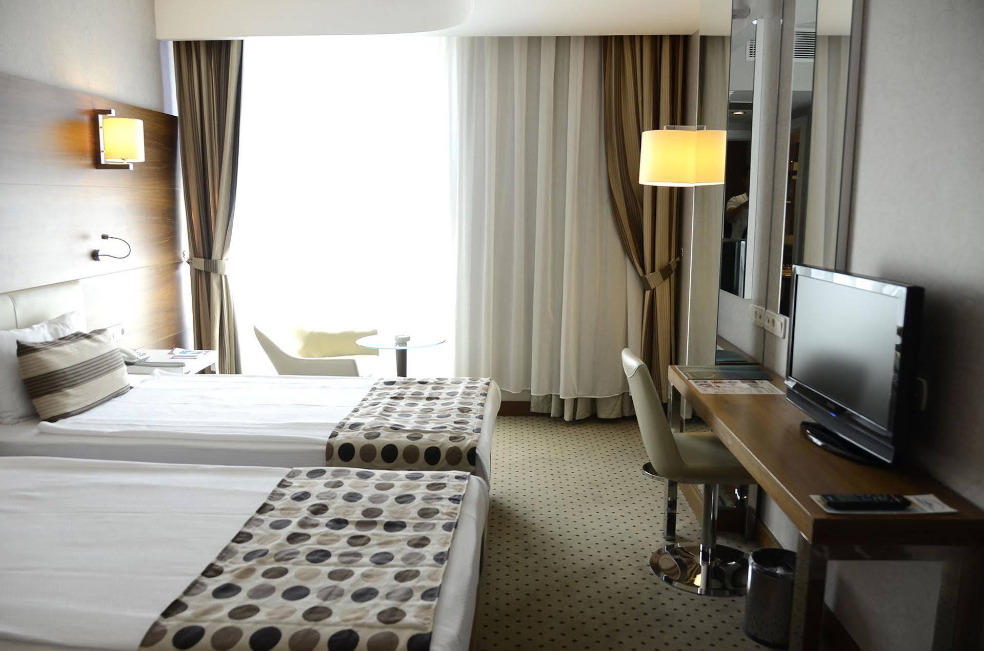 Alba Hotel Ankara Bagian luar foto