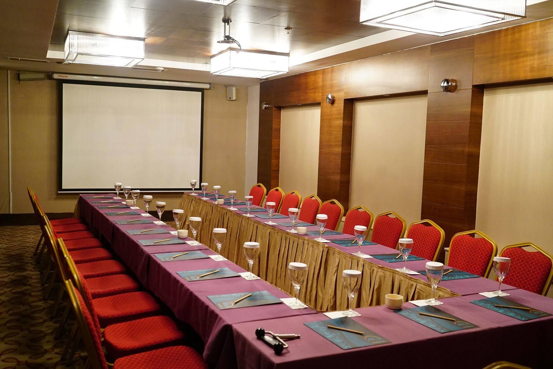 Alba Hotel Ankara Bagian luar foto